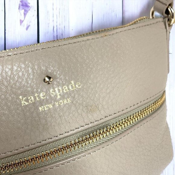 Kate Spade New York Cobble Hill Tenley Crossbody Bag Beige Pebble Grain Leather - Picture 6 of 12